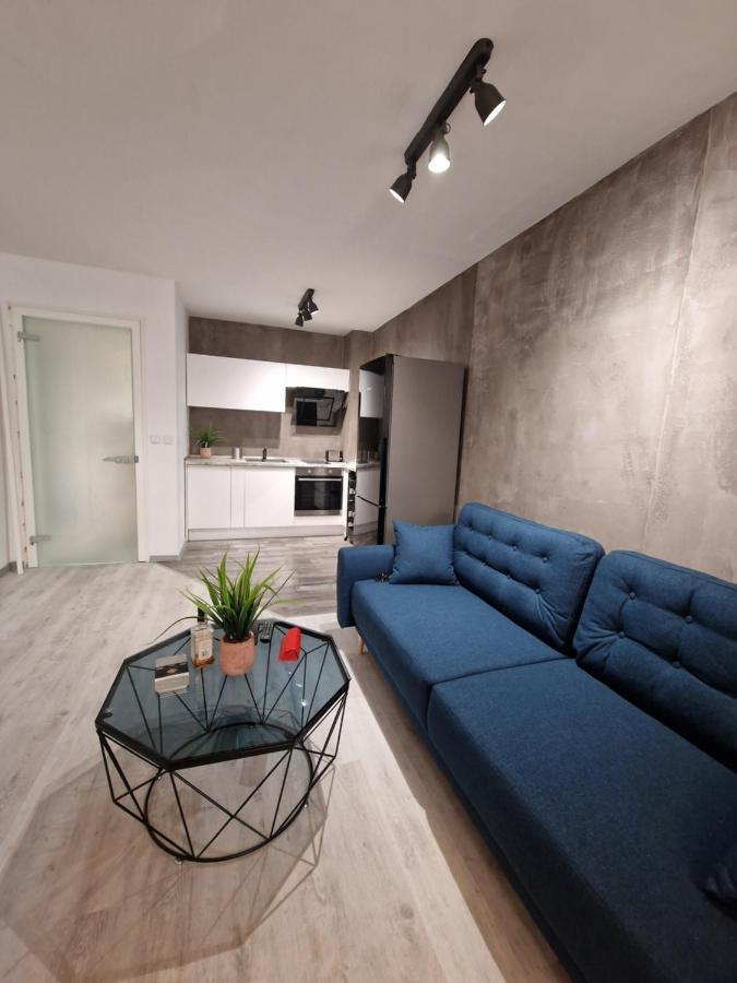 Marsselis Luxe Port Apartment Varna Buitenkant foto